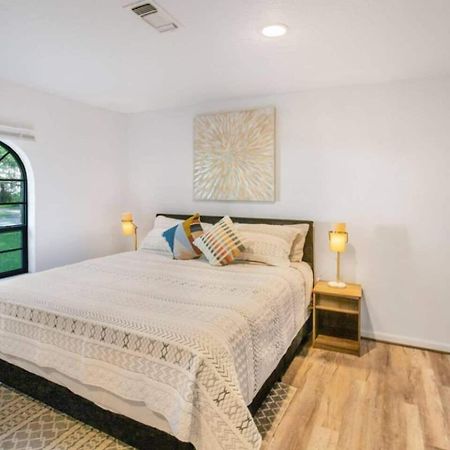 Villa Sunmeadow Manor Retreat à Friendswood Extérieur photo