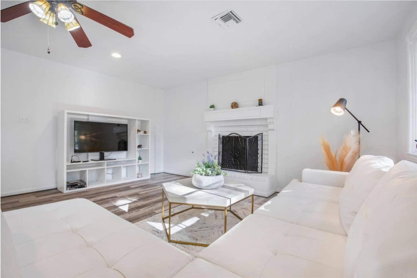 Villa Sunmeadow Manor Retreat à Friendswood Extérieur photo